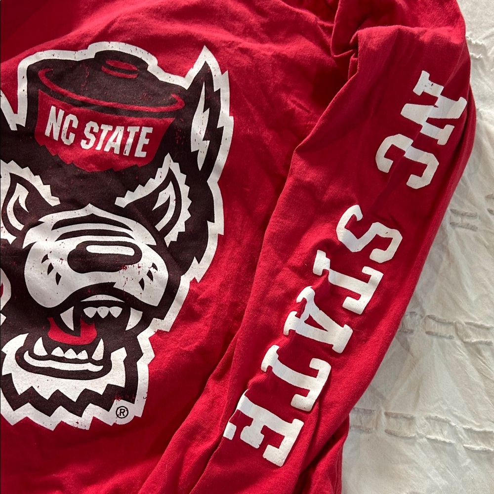 NC State womens T-Shirts - small - Picture 5 of 5